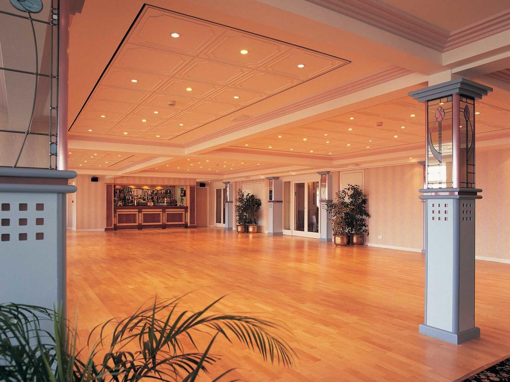 Tlh Carlton Hotel And Spa - Tlh Leisure And Entertainment Resort Torquay Ngoại thất bức ảnh